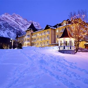 Miramonti Majestic Grand Hotel Cortina dʼAmpezzo Exterior photo