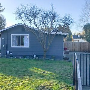 Cedar Street Cottage Eureka Exterior photo