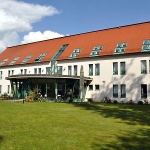 Gastehaus Zabeltitz Hotel Exterior photo