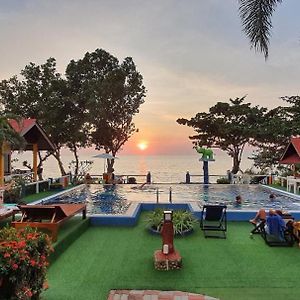 Penny'S Resort Csang-sziget Exterior photo