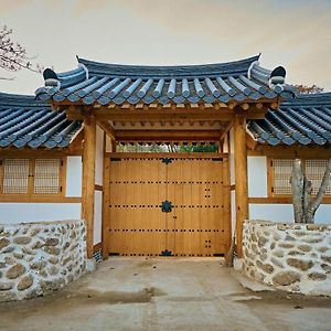 Hanok Stay - Jukrokjungsa Kulje Exterior photo