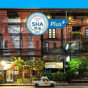 The 8 Factory Hotel Phitszanulok Exterior photo