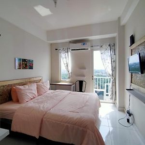 Easton Park Sepong Apartman Ciater Hilir Exterior photo