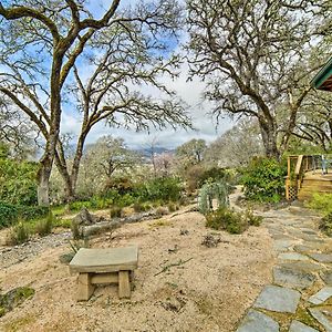 Hilltop Loft Ukiah Vacation Rental! Exterior photo