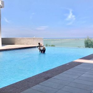 Kira Drawbridge Homestay With Pool Wifi Netflix Near Ktcc Mall Kuala Terengganu Exterior photo