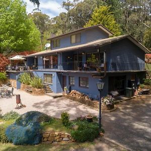 Sweeping Views Of Hanging Rock And Cobaw Ranges Mount Macedon Exterior photo