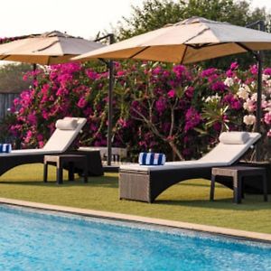 Saffronstays Brunton House, Alibaug - Luxury Pool Villa Near Awas Beach Alibág Exterior photo