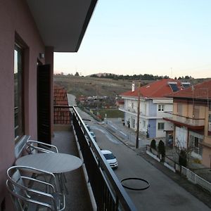 Το Σπιτικό Της Μαρίας Apartman Maniákoi Exterior photo