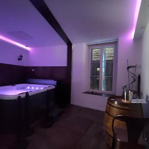 #Fer Rever 63# Jacuzzi #Salle De Sport En Supplement Et Sur Demande#Musculation Apartman Thiers Exterior photo