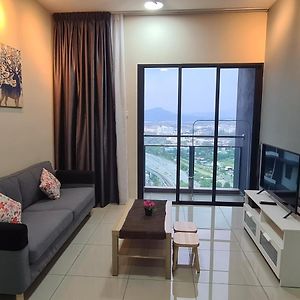 Alpine Parkland Netflix 5 Beds At Mrt Batu 11 Cheras Exterior photo