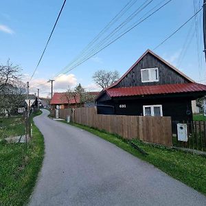 Drevenica Na Povazi Villa Alsómarikó Exterior photo