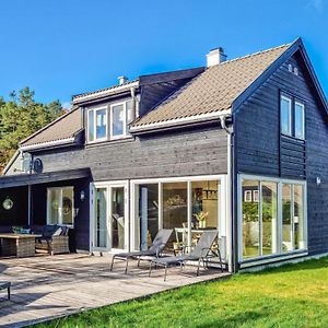 Gorgeous Home In Risr With Wifi Risør Exterior photo
