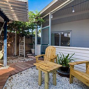 Blue Water Bungalow Melbourne Beach Exterior photo