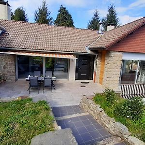 Maison De 5 Chambres Avec Vue Sur La Ville Et Jardin Clos A Langogne Exterior photo