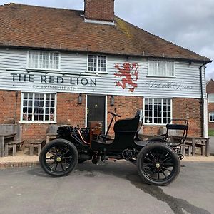 The Red Lion Charing Heath Panzió Exterior photo