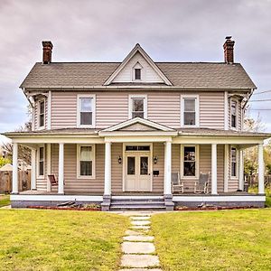 Family-Friendly Cambridge Home With Fire Pit! Exterior photo