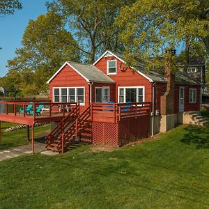 Charming Niantic Vacation Rental Walk To Beach! Exterior photo