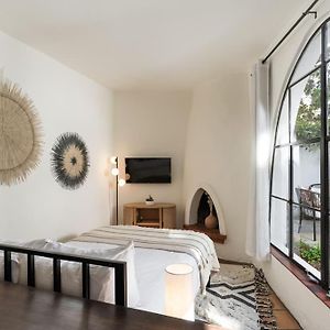 Casa Blanca Suite B2 - New, Private, Cozy! Montecito Exterior photo