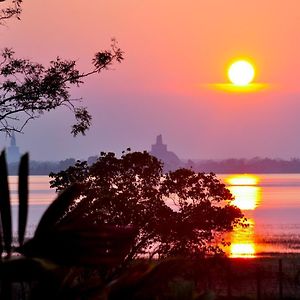 Super King Star Holiday Resort Anuradhapura Exterior photo