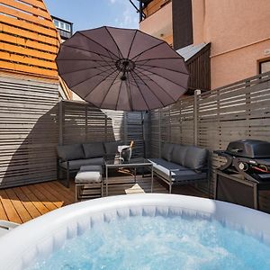 Terrace Apartment With 5 Rooms, Whirlpool And Bbq Augsburg Exterior photo