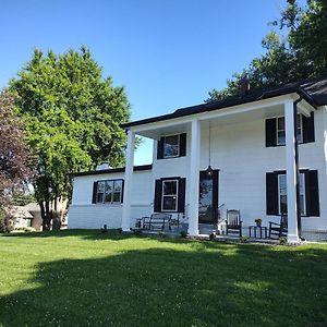 1908 Modern Farmhouse On Large Private Treed Lot Villa Shawnee Exterior photo