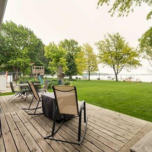 Waterfront Johnson Lake Getaway With Kayaks And Grill! Lexington Exterior photo