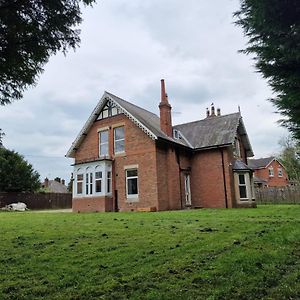 Dawson House Hotel Darlington  Exterior photo