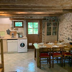 Cosy Flat In An Old Farmhouse With Garden In Seynod - Welkeys Apartman Annecy Exterior photo