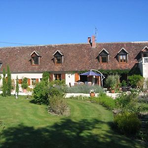 Gite Enchanteur Avec Jardin Prive Et Climatisation Pres Du Chateau D'Azay-Le-Ferron - Fr-1-591-457 Panzió Exterior photo