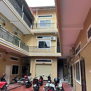 88 Apartment Sen Sok Phnompen Exterior photo