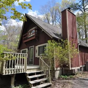 Chalet Retreat W/ Hot Tub, Short Walk To Lake & Pool Jim Thorpe Exterior photo