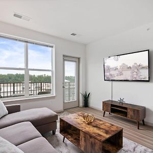 Cozy Getaway - Top Floor Views - Near Dc Woodbridge Exterior photo