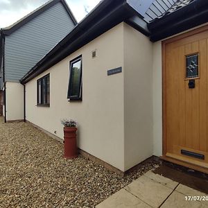 Littleton Farm Barns Villa Saham Toney Exterior photo