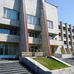 Hotel Profspilkovyi Luck Exterior photo