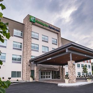 Holiday Inn Express & Suites Kingston-Ulster, An Ihg Hotel Lake Katrine Exterior photo