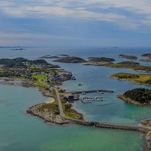 Koselig Hus I Det Gamle Fiskevaeret Abelvaer Villa Exterior photo