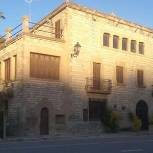 Fonda Can Llobet Panzió Santa Maria del Cami  Exterior photo