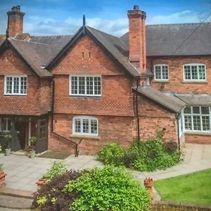 The Old Rectory - Valley View Room In Private Home Stockton-on-Teme Exterior photo