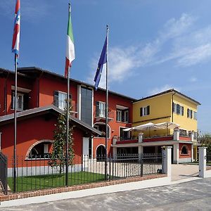 Hotel Ristorante Del Peso San Michele Mondovi Exterior photo