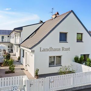 Landhaus Rust Panzió Exterior photo