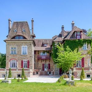 Le Petit Chateau De Barbizon Au Bois Du Mee Panzió Exterior photo