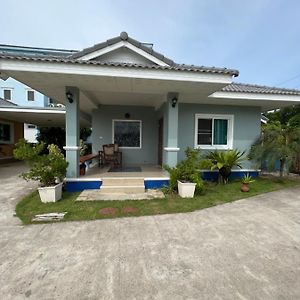 New Home บ้านเดี่ยว สร้างใหม่ ใกล้ทะเล ใจกลางเมืองระยอง Exterior photo