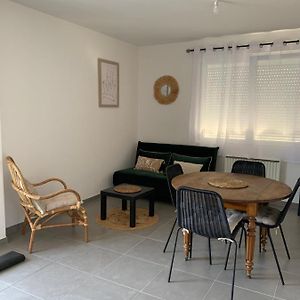 Chez Claudine Appart Cosy Apartman Château-Gontier Exterior photo
