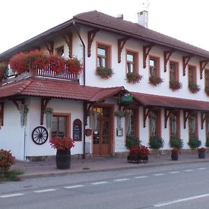 Penzion Restaurace U Helferu Libuň Exterior photo