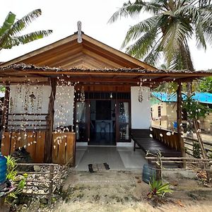 Mangkombong Homestay Tapokreng Exterior photo