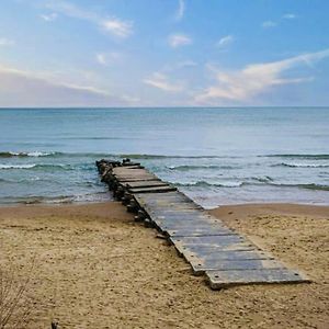 Historic House By Lake Michigan Racine Exterior photo