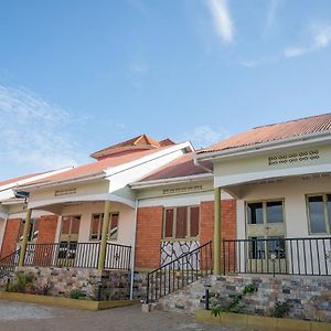 Macky Cottages Kampala Exterior photo