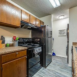 Ou Boomer, Pool, Gym, Hi Speed Wifi, One Mile To Ou & Stadium! Apartman Norman Exterior photo