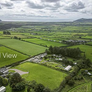 Neigwl View Villa Llanfihangel Bachellaeth Exterior photo