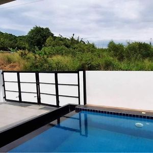 Pool Villa Sattahip White House Ban Tao Than Exterior photo